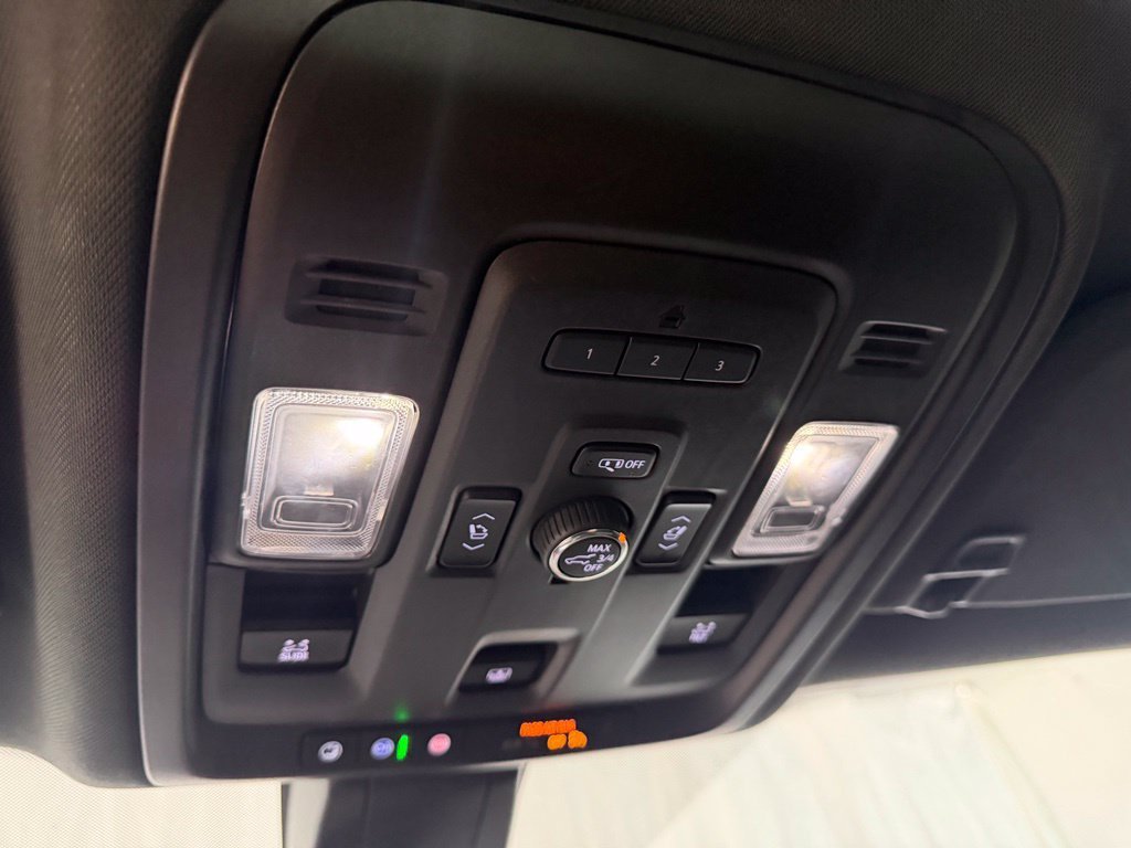 2021 Chevrolet Tahoe Z71 - Photo 21