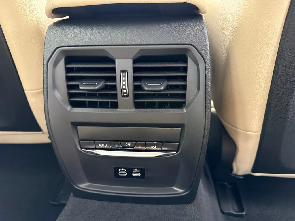 New 2026 White BMW eDrive40 image 24