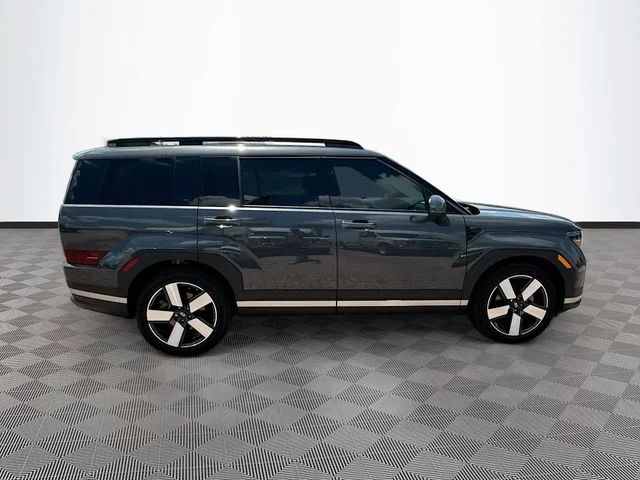 Used 2025 Gray Hyundai Limited image 4
