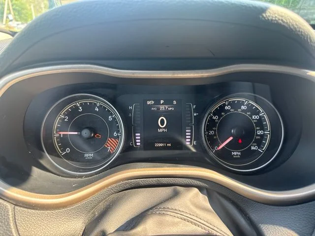 Used 2014 Black Jeep Latitude image 22