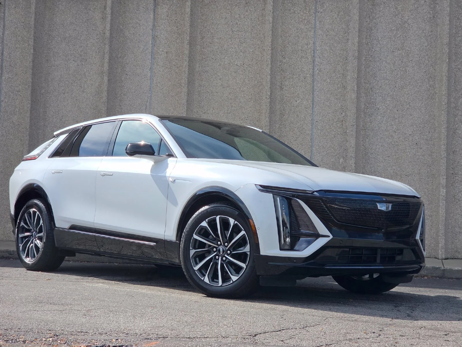 2024 Cadillac LYRIQ Sport 1