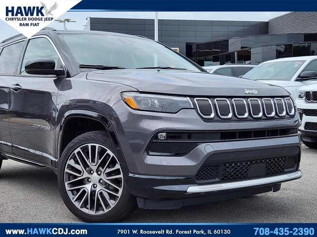 Certified Used 2022 Gray Jeep Limited image 2