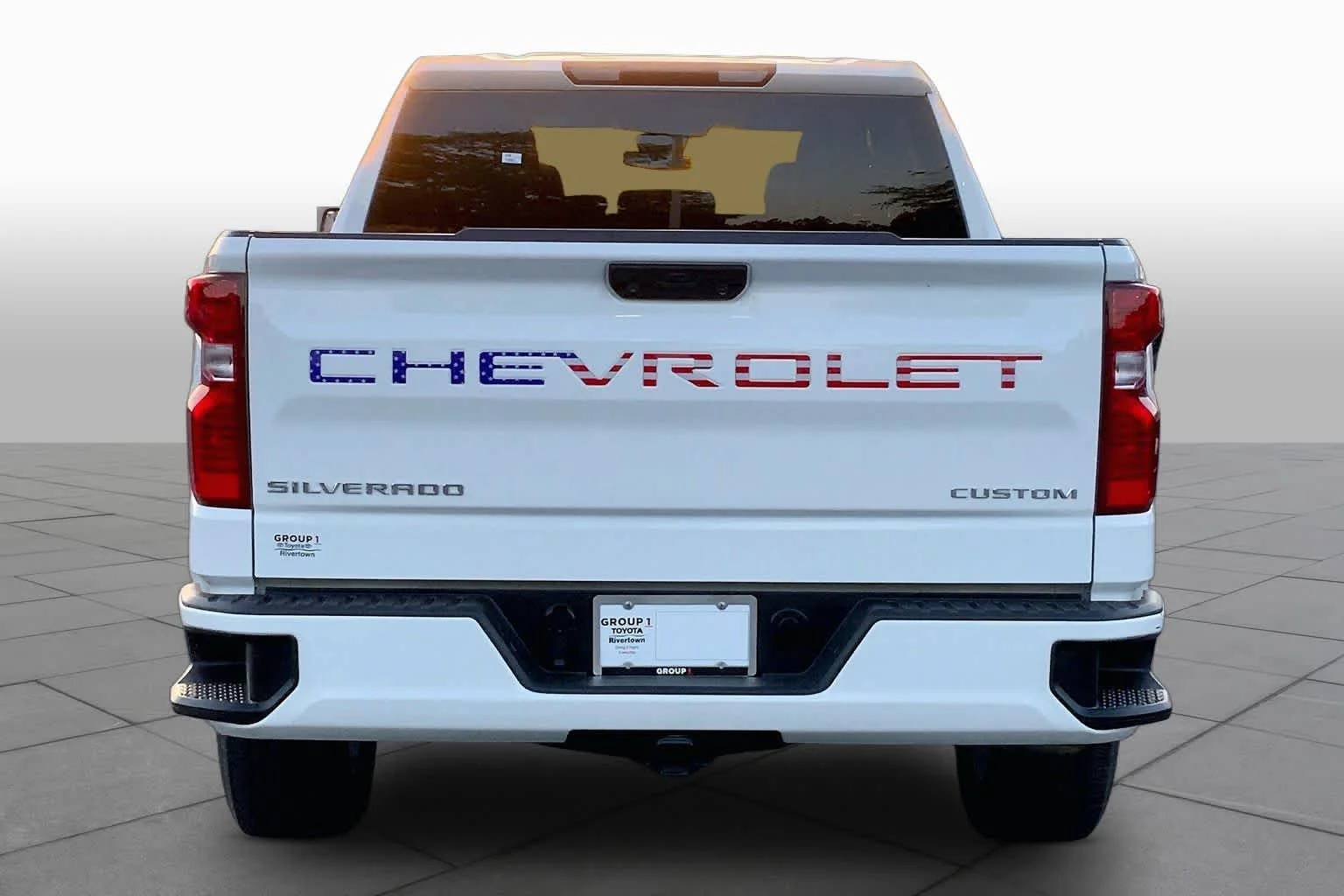 Used 2024 Summit White Chevrolet Custom image 8