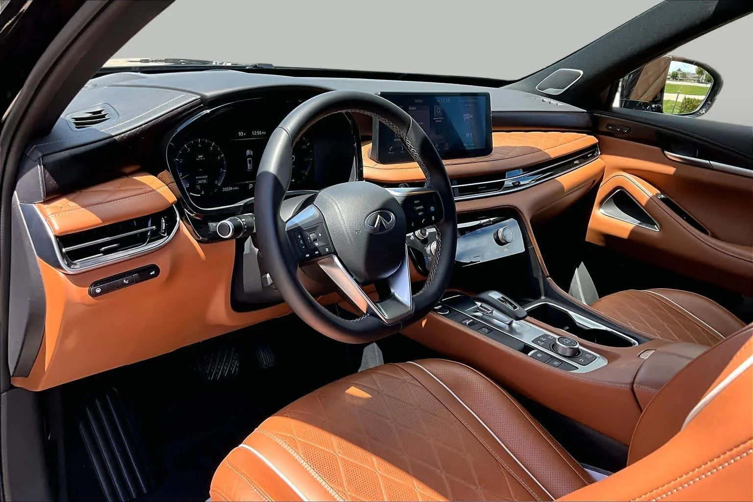 Used 2025 Mineral Black INFINITI AUTOGRAPH image 18