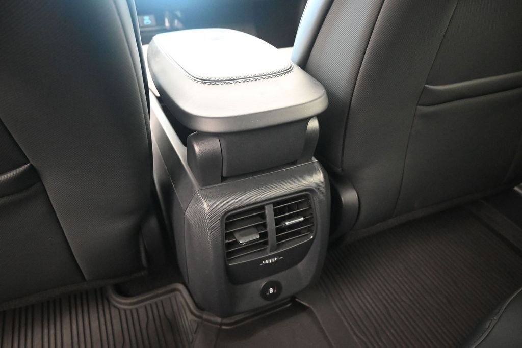 Certified Used 2024 Gray Ford Select image 19