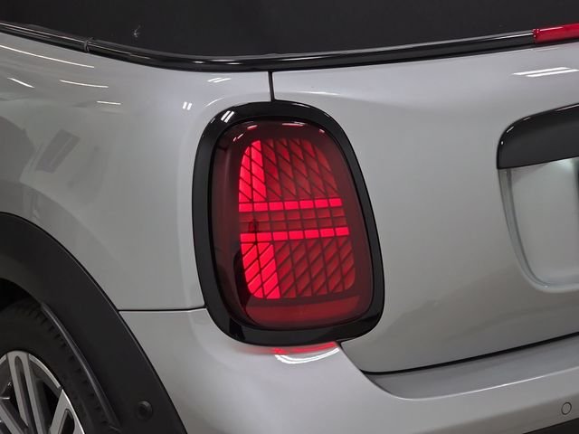 Used 2026 Silver MINI Classic image 32