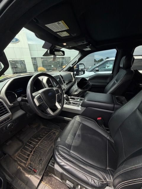 Used 2017 Magnetic Ford Lariat image 7