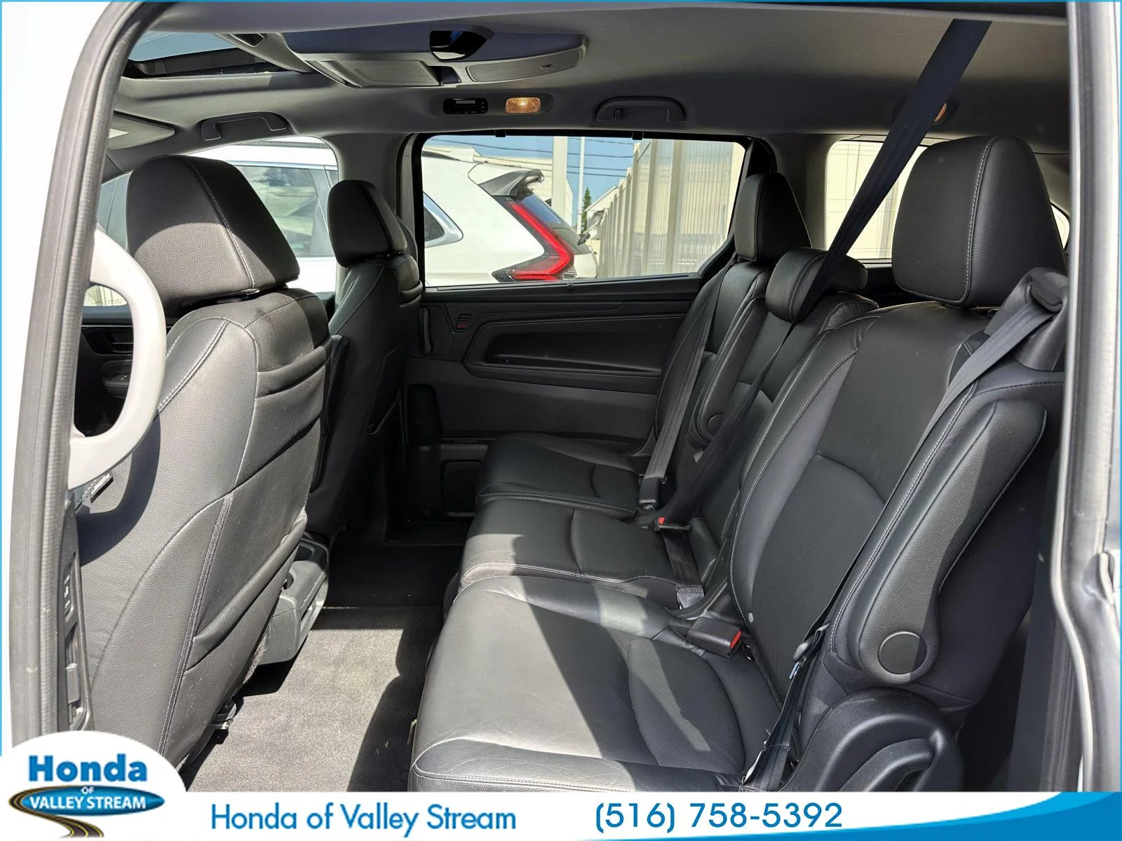 2023 Honda Odyssey Touring - Photo 11