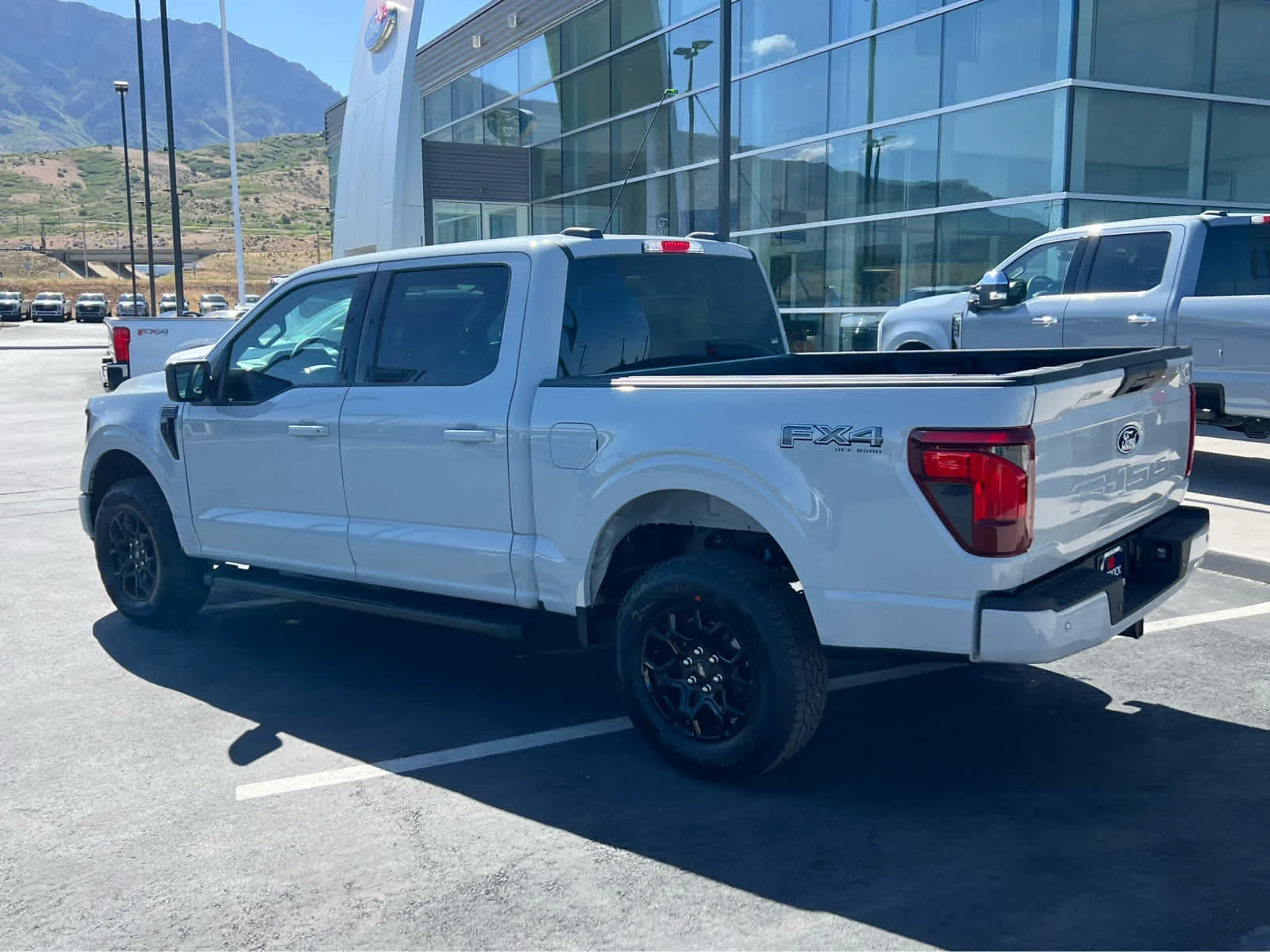 New 2026 Avalanche Ford XLT image 11