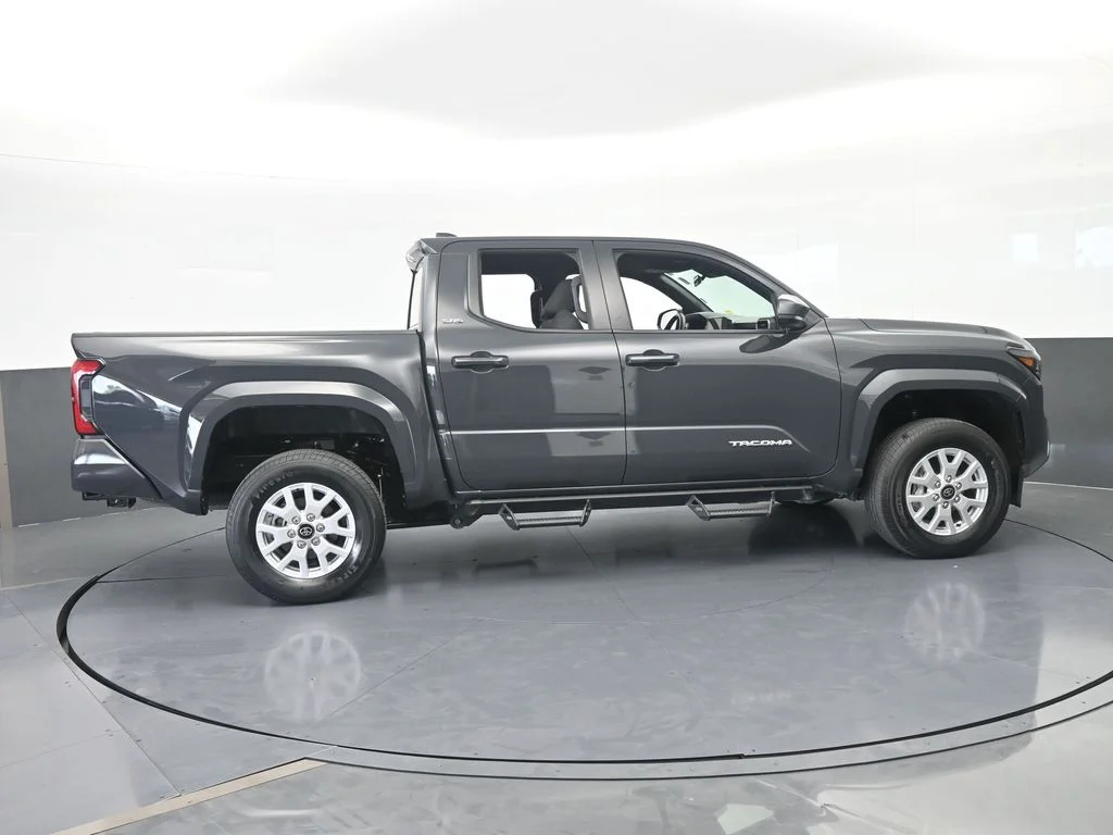 Used 2024 Underground Toyota SR5 image 7