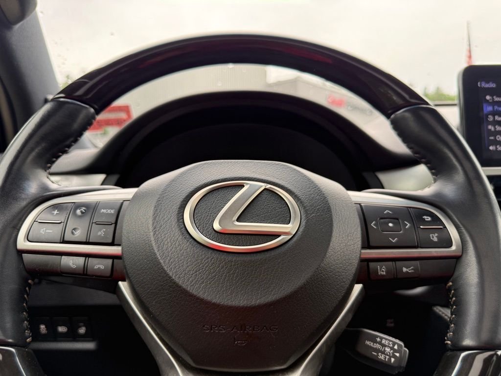 Used 2022 White Lexus 460 image 45