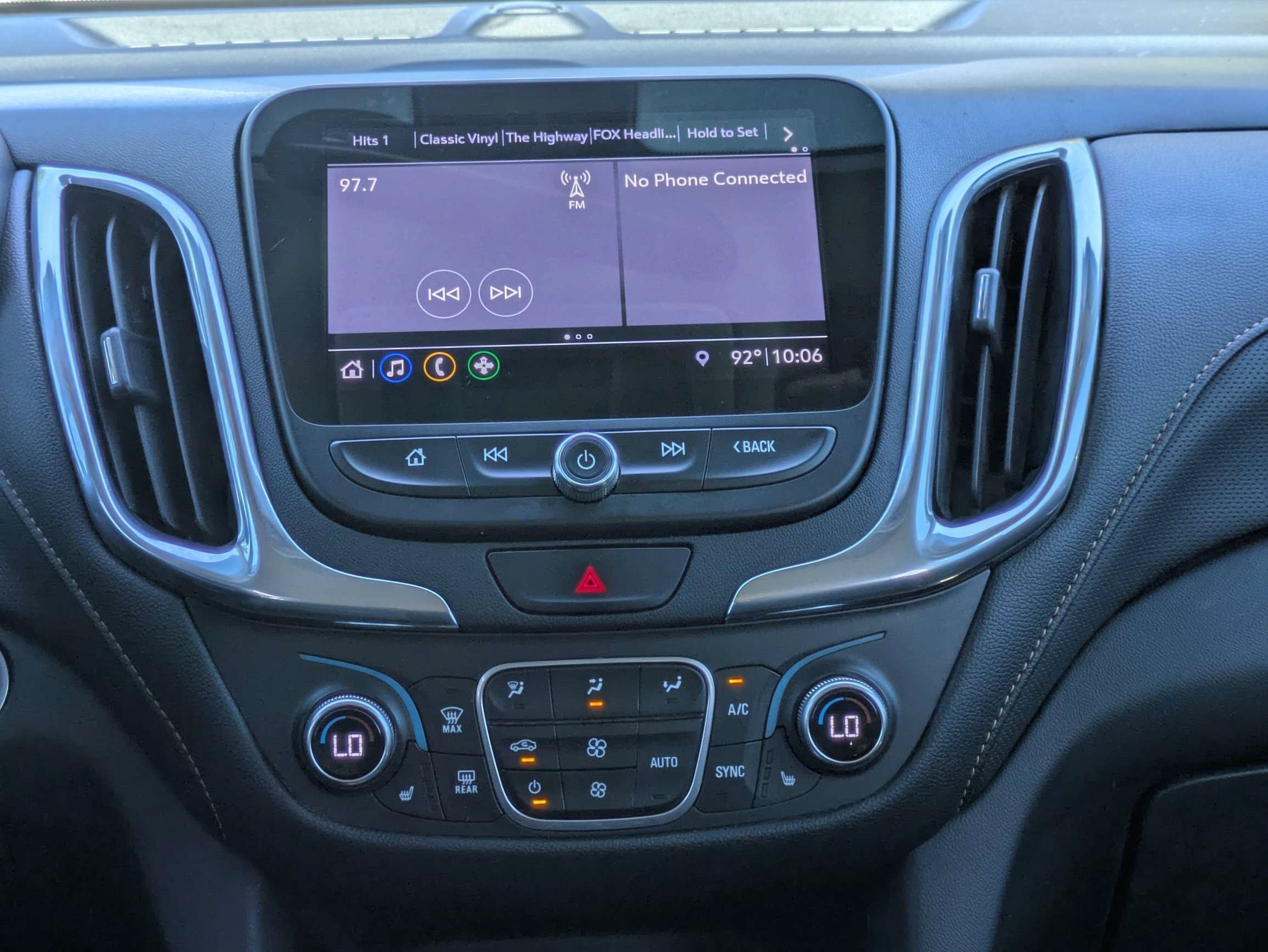 Used 2020 Summit White Chevrolet Premier image 21