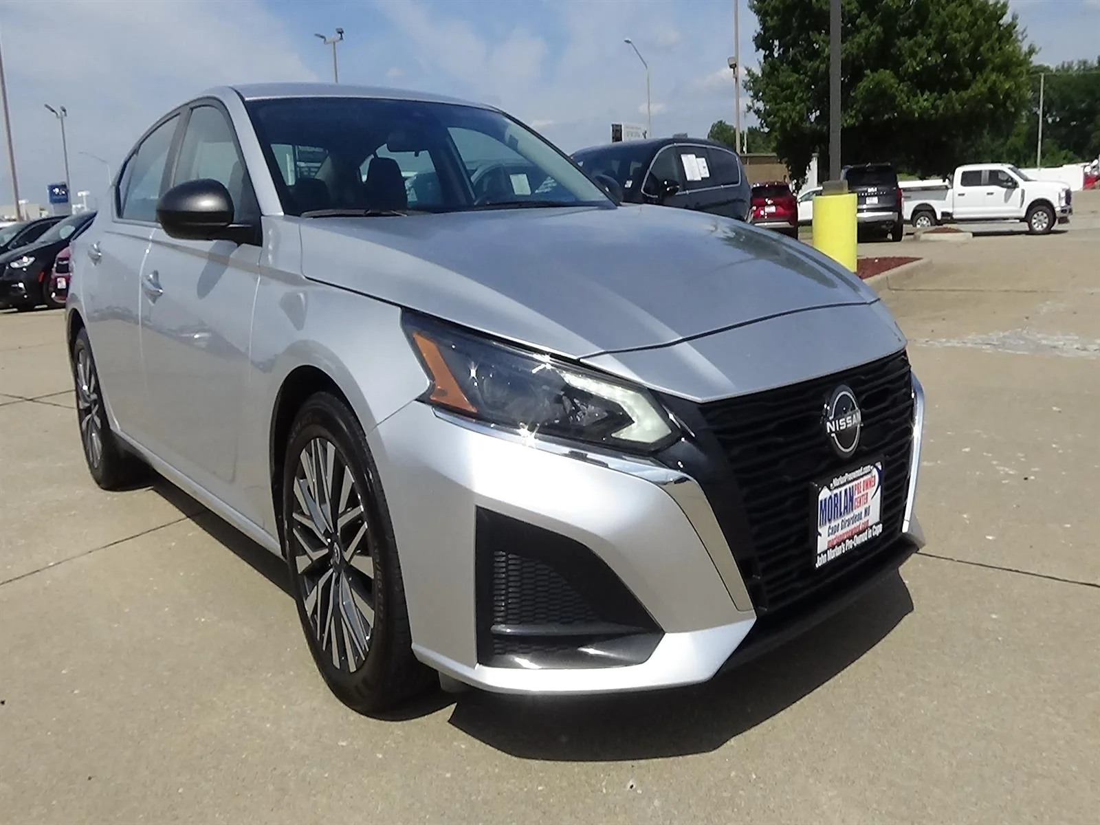 Certified Used 2024 Brilliant Silver Metallic (k23) Nissan 2.5 SV image 5