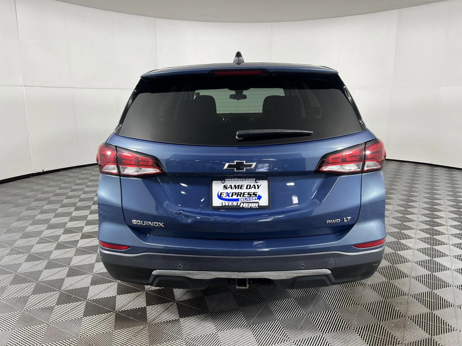 Used 2024 Lakeshore Blue Metallic Chevrolet LT image 44