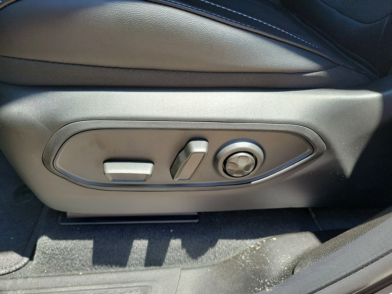 New 2026 PAS Baltic Grey Jeep L LAREDO ALTITUDE 4X4 image 13