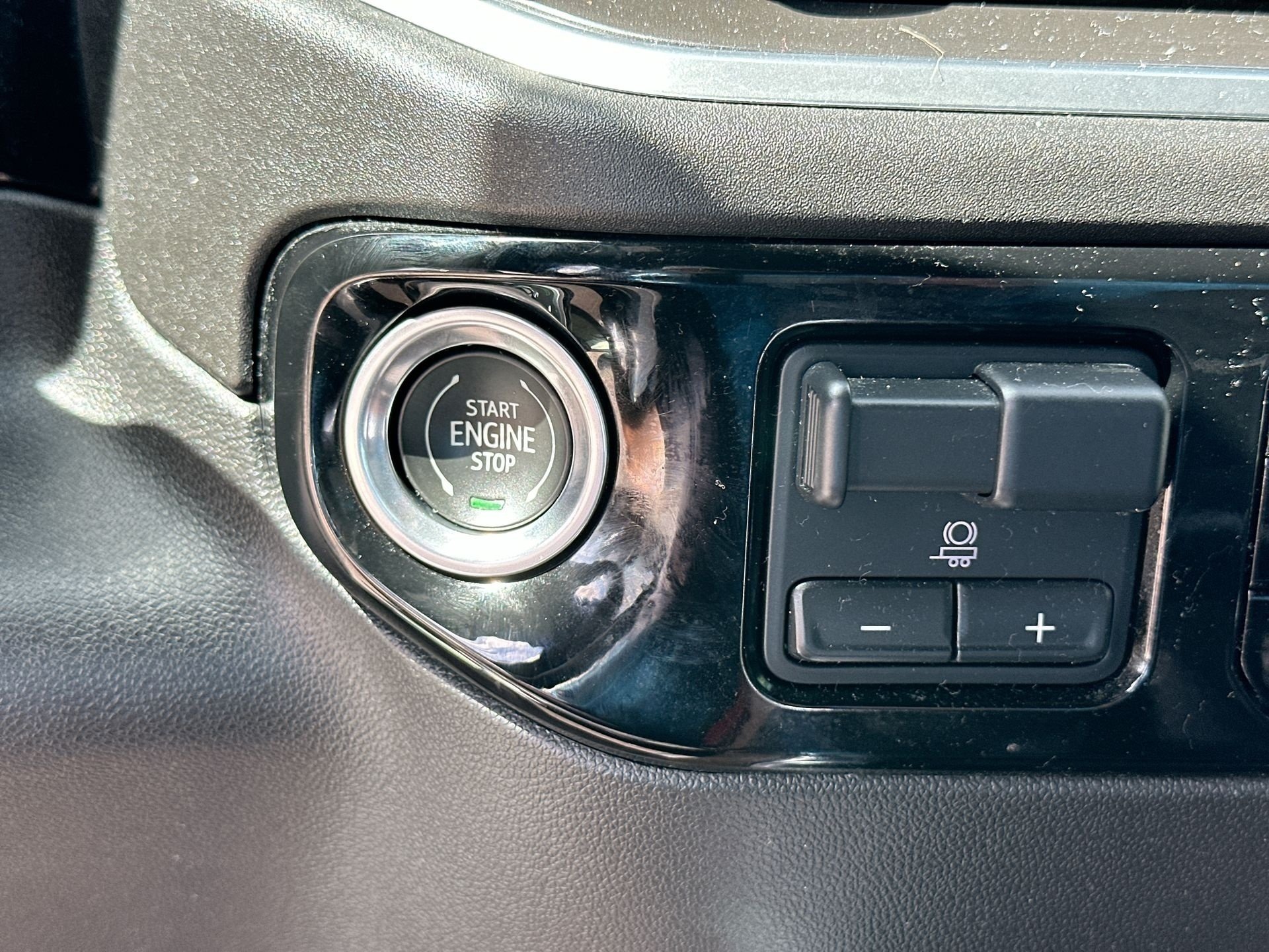 2023 Chevrolet Silverado 1500 High Country - Photo 17