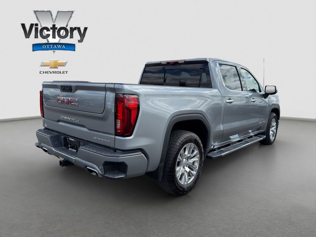Used 2024 Silver GMC Denali image 25
