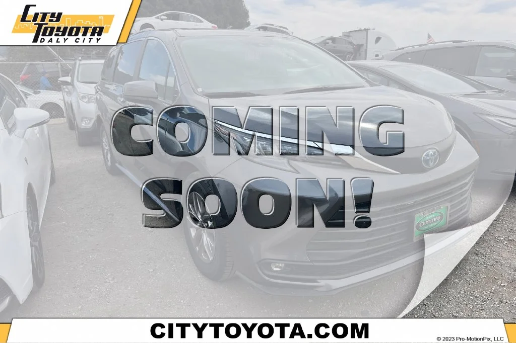 2025 Toyota Sienna XLE