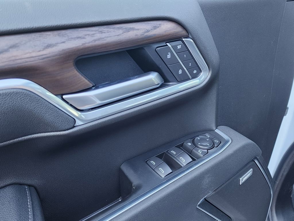2026 GMC Sierra 1500 SLT - Photo 15