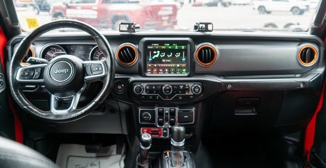 Used 2021 Red Clearcoat Jeep Mojave image 15