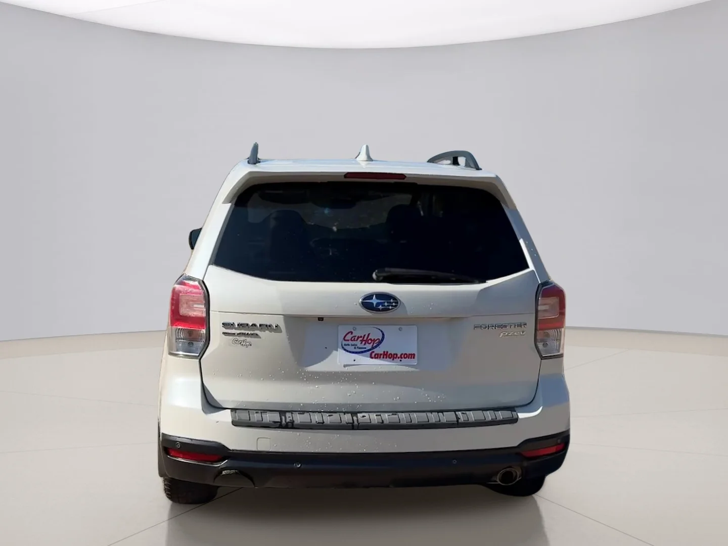 Used 2017 White Subaru 2.5I TOURING image 4