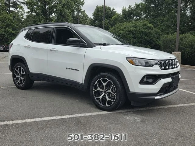 Used 2025 White Jeep Limited image 7