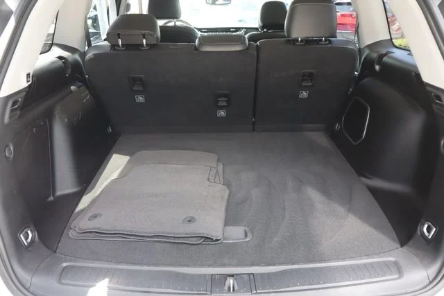 Used 2024 Silver Jeep 4xe image 24