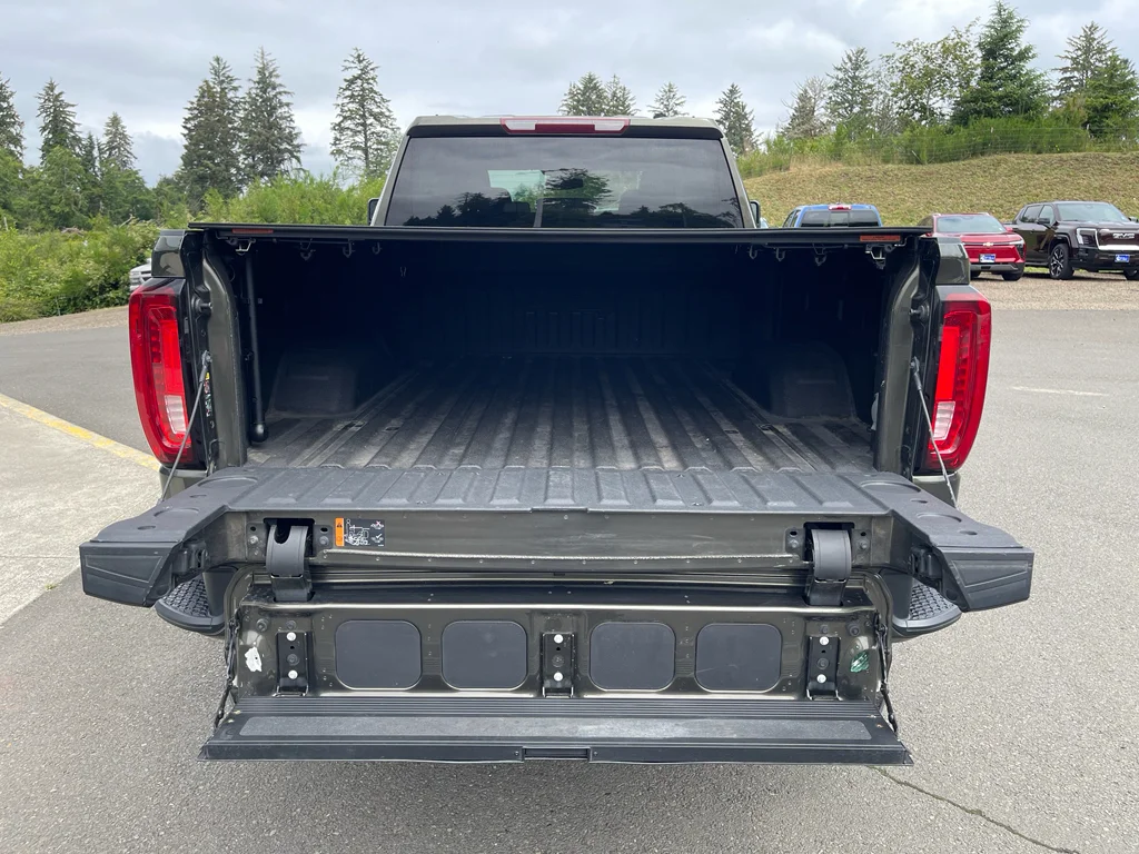 2022 GMC Sierra 2500HD AT4 - Photo 10