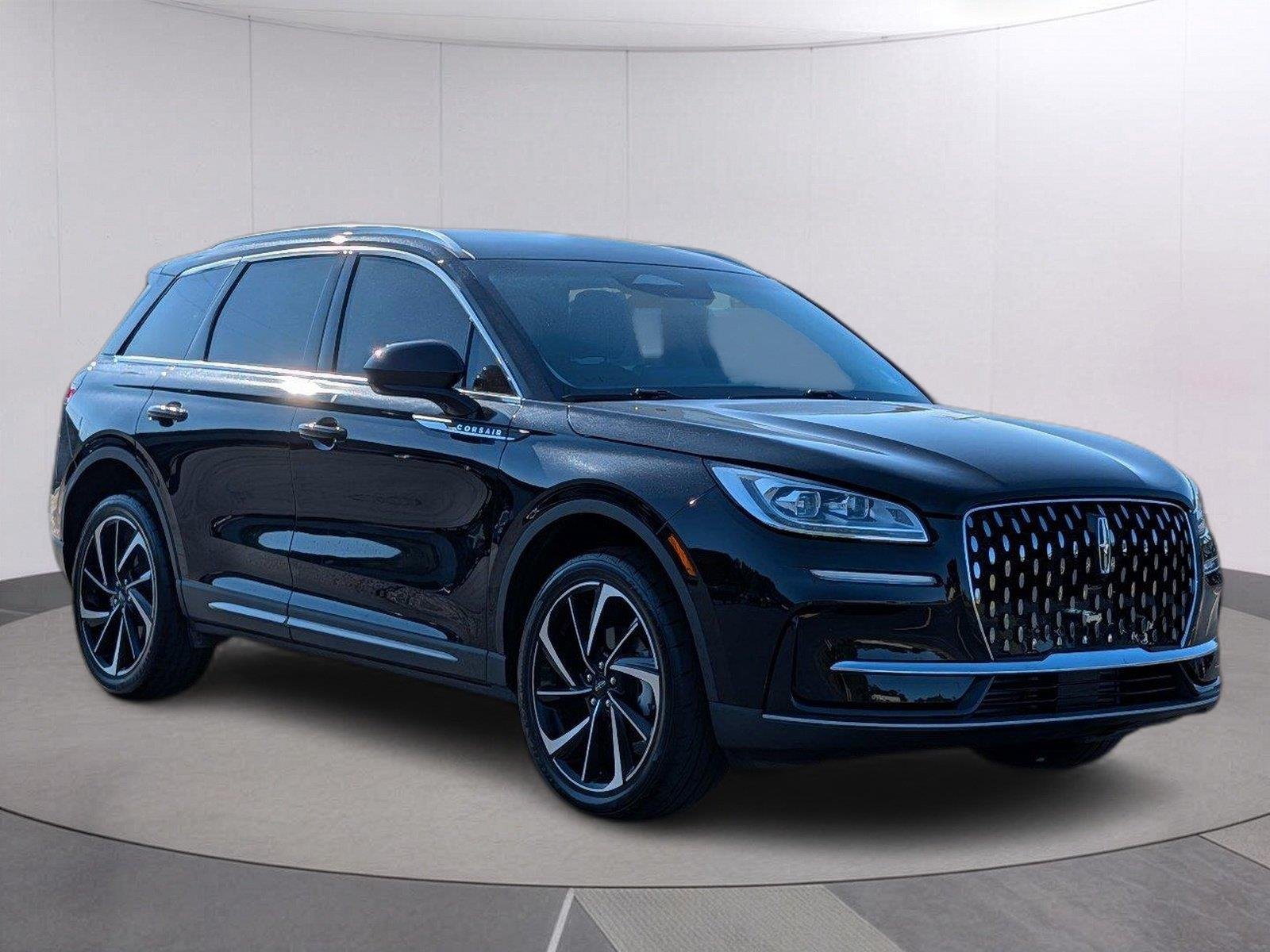 Used 2024 Infinite Black Metallic Clearcoat Lincoln Reserve image 7