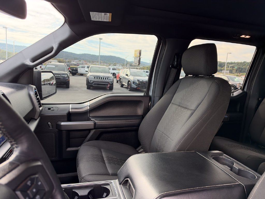 Used 2020 Silver Ford XLT image 20