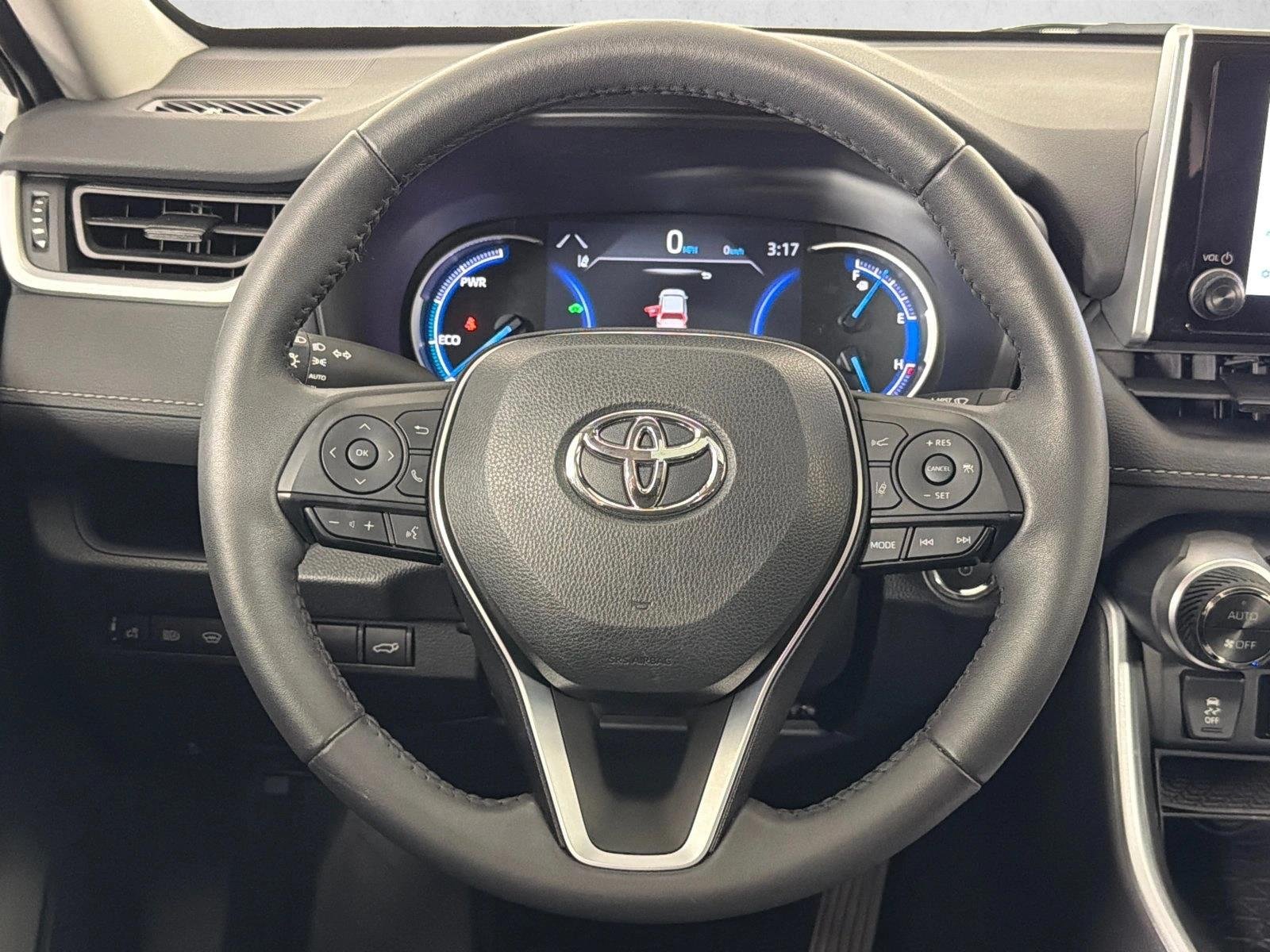 Certified Used 2024 Ice Cap Toyota Hybrid XLE image 25