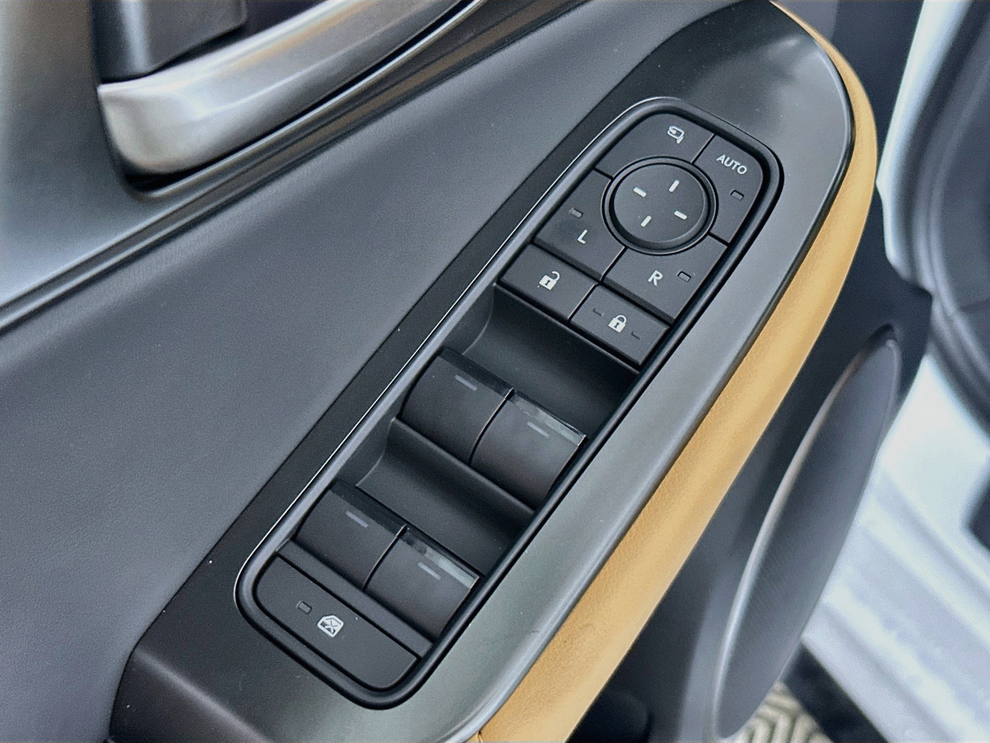 2026 Lexus IS 350 F SPORT DESIGN - Photo 17