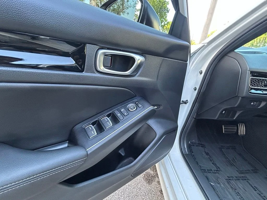 Used 2026  Honda  image 16