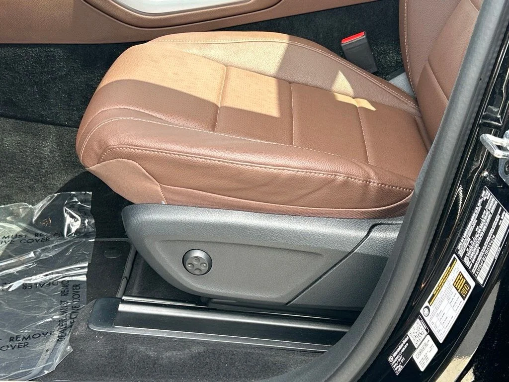 Certified Used 2026 Black Mercedes-Benz GLE 350 image 16