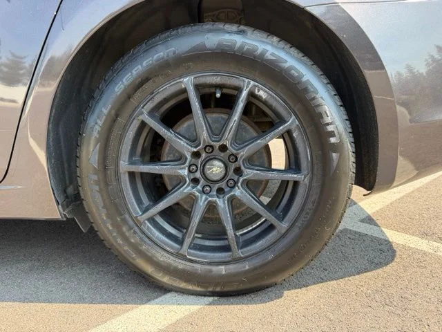 Used 2015 Tungsten Metallic Chevrolet 1LT image 8