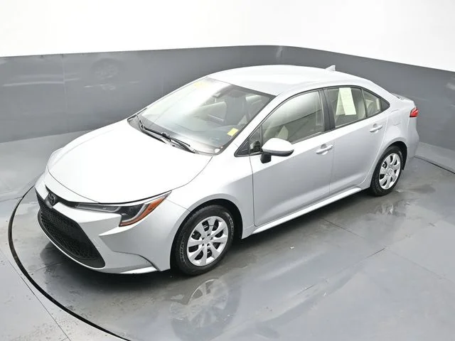 2022 Toyota Corolla LE - Photo 46