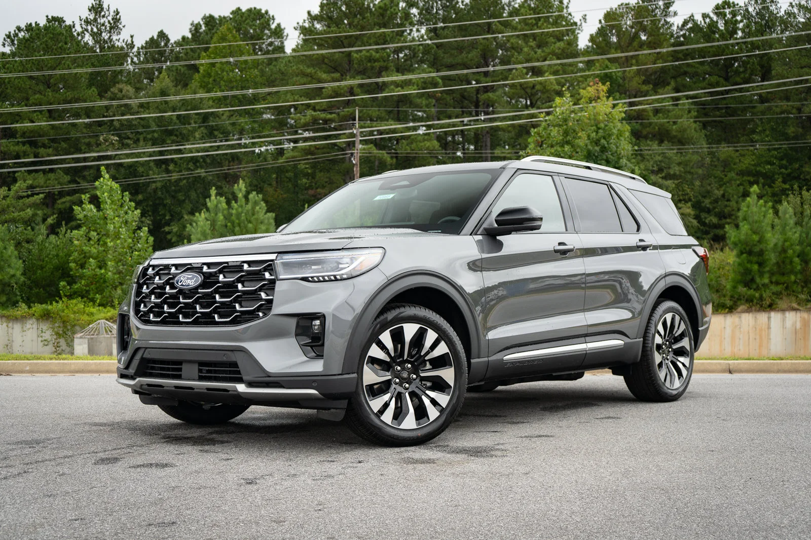 New 2027 Carbonized Gray Metallic Ford Platinum™ image 2