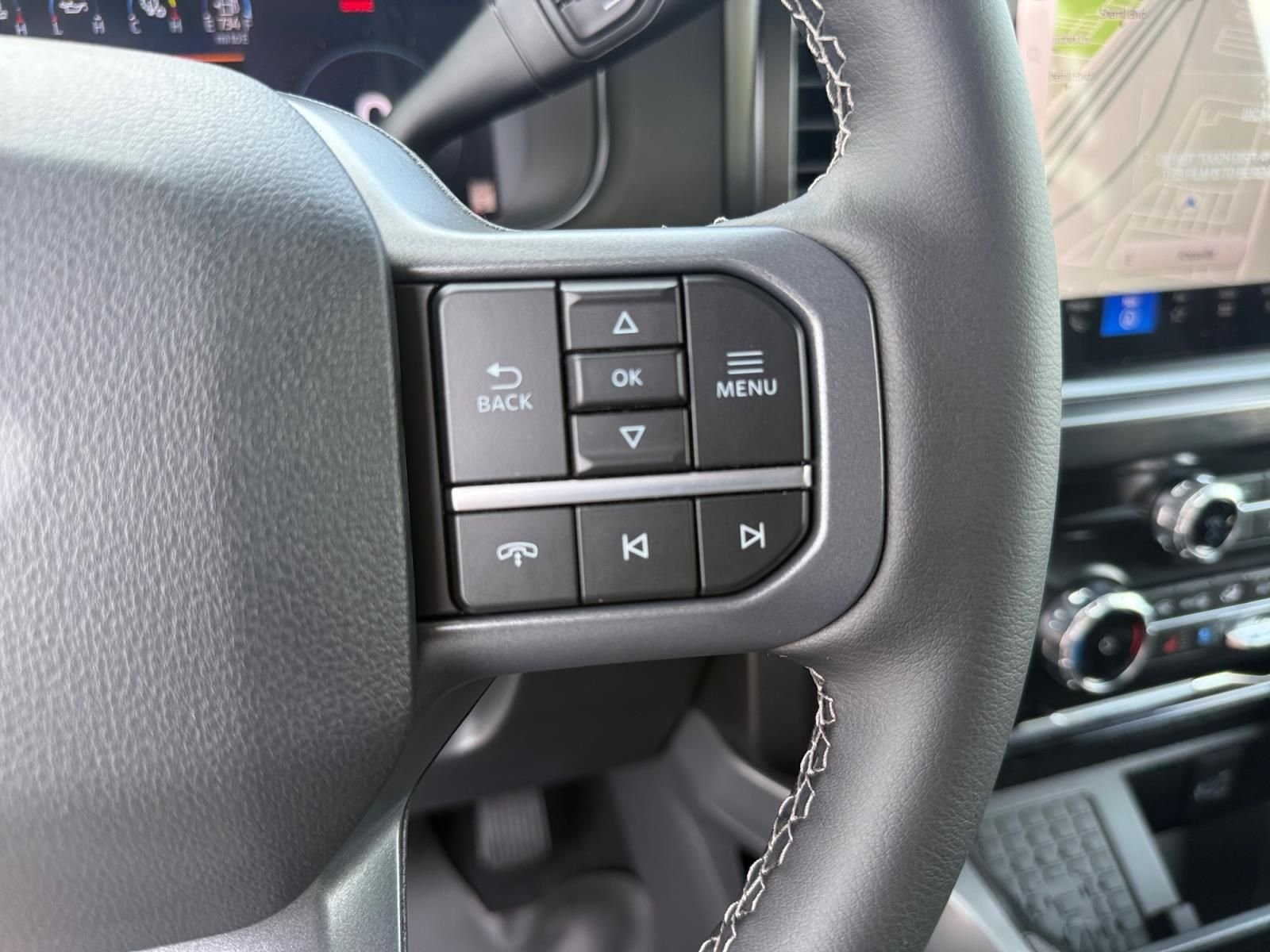 New 2026 Glacier Gray Metallic Tri-Coat Ford F-350® Lariat® image 24