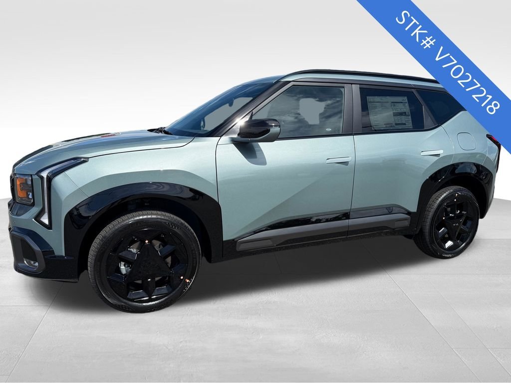 New 2027 Iceberg Green Kia X-Line S image 3