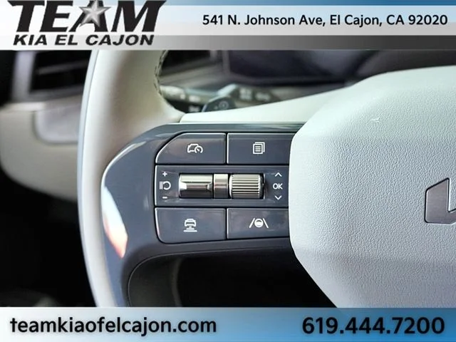 New 2026 Black Kia Wind image 41