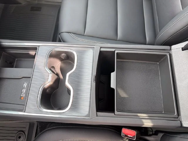 New 2027 Trailstone Green Metallic GMC Elevation image 29