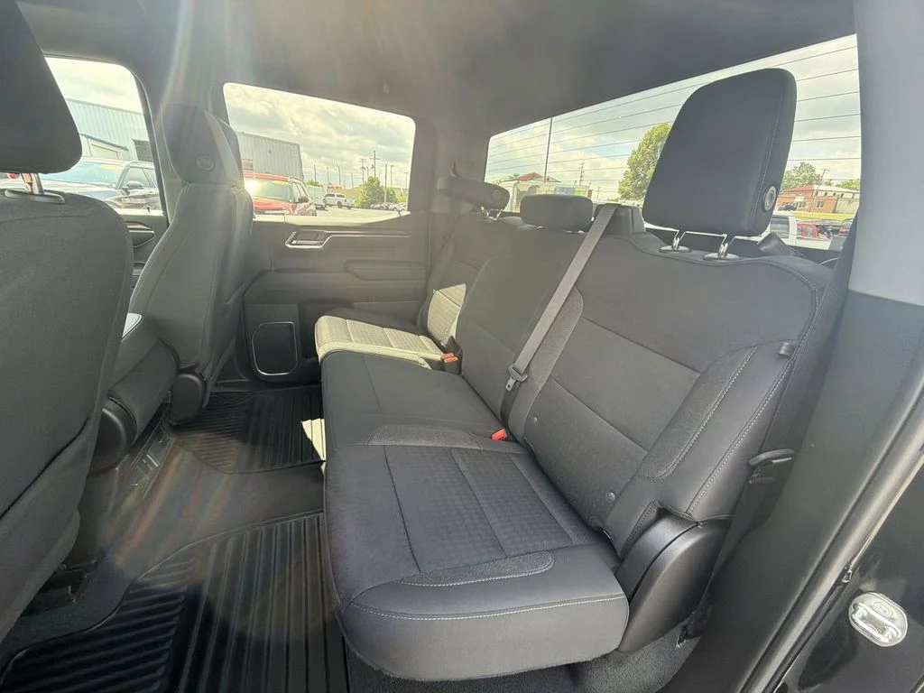 Used 2023 Black Chevrolet LT image 27