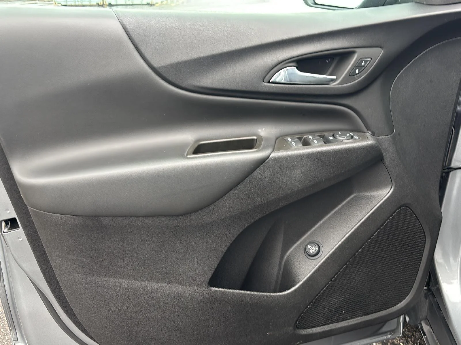 Used 2024 Sterling Gray Metallic Chevrolet LT image 15