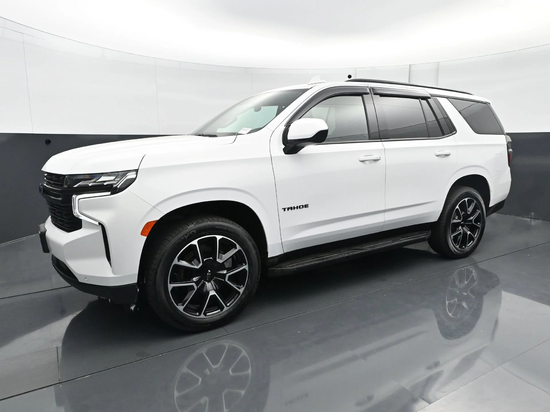 Used 2024 Chevrolet Tahoe RST with VIN 1GNSKRKD0RR241869 for sale in Minneapolis, Minnesota
