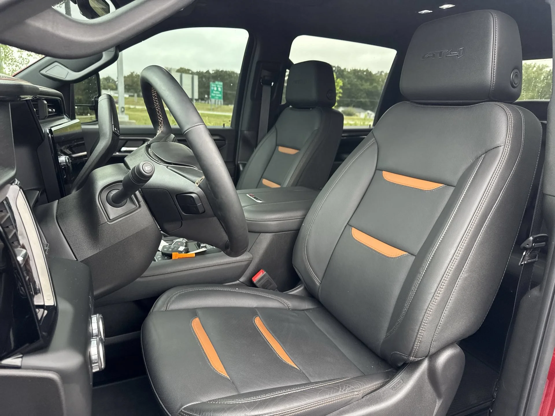 2024 GMC Sierra 2500HD AT4 - Photo 11