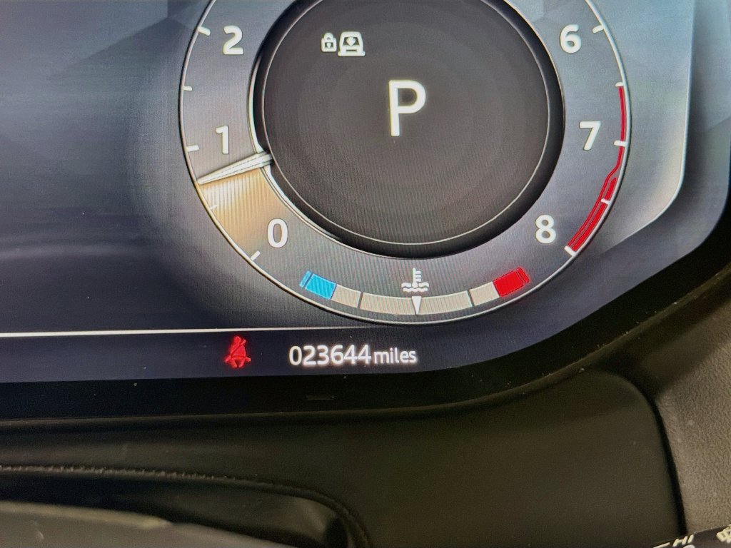 Used 2025 Black Land Rover Autobiography image 12