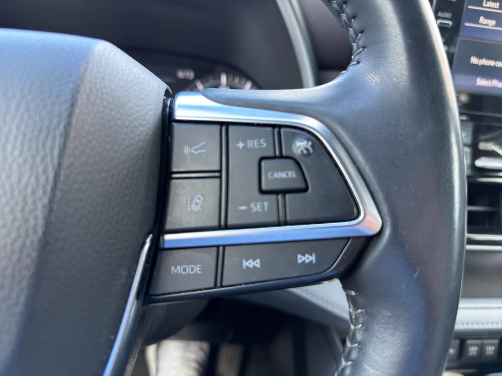 Used 2021 Celestial Silver Metallic Toyota XLE image 18