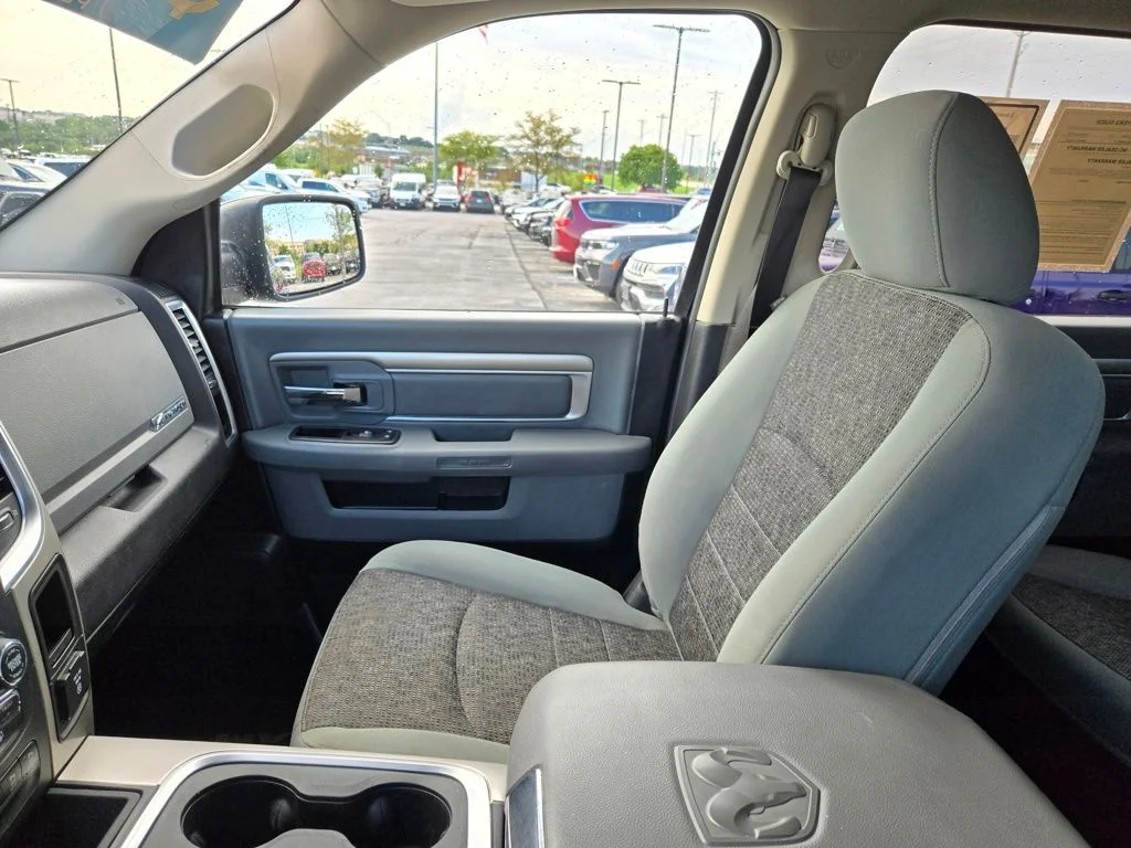 Used 2019 Black Ram Big Horn image 25