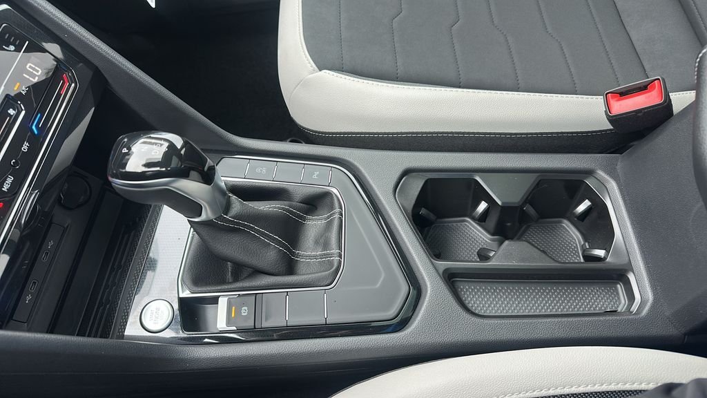 New 2026 Monument Gray Volkswagen 1.5T SE image 22