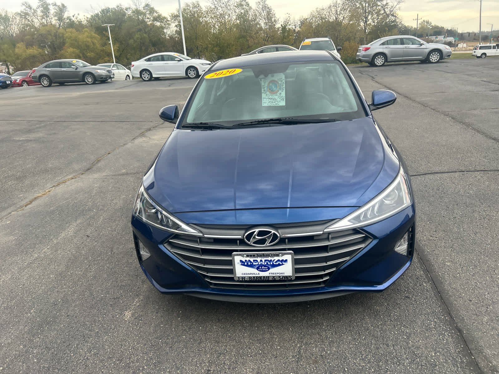 2020 Hyundai Elantra SE photo 3